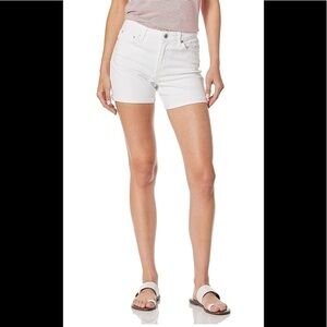 NWT- Ella Moss Cuffed Midi Shorts - White - Size 27